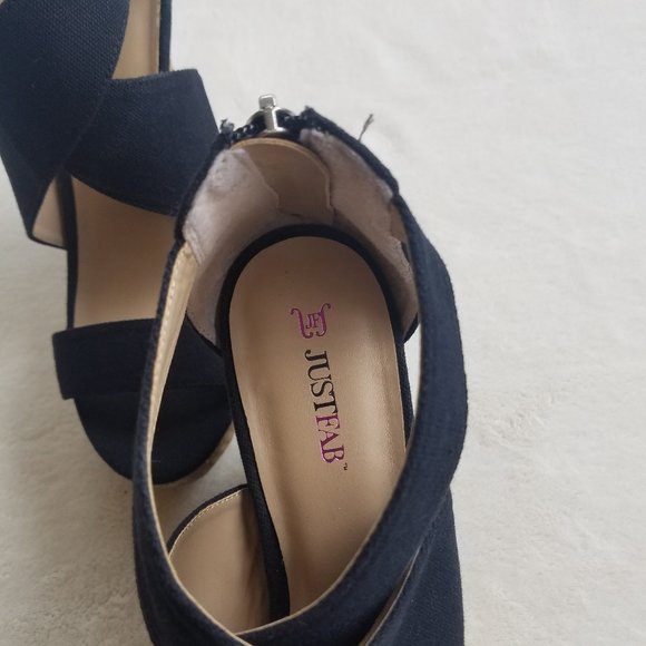 Just Fab Wedge Heels - Picture 5 of 12